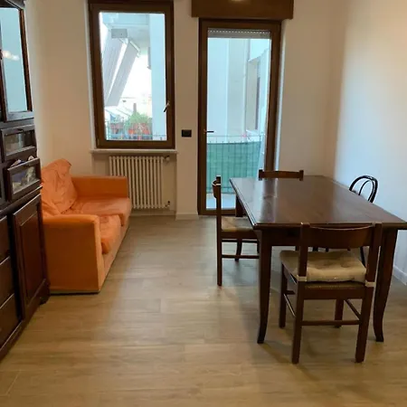Notti Barocche 8 Posti Letto Con Posto Auto 莱切