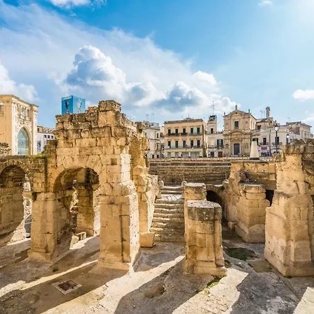 Notti Barocche 8 Posti Letto Con Posto Auto Διαμέρισμα